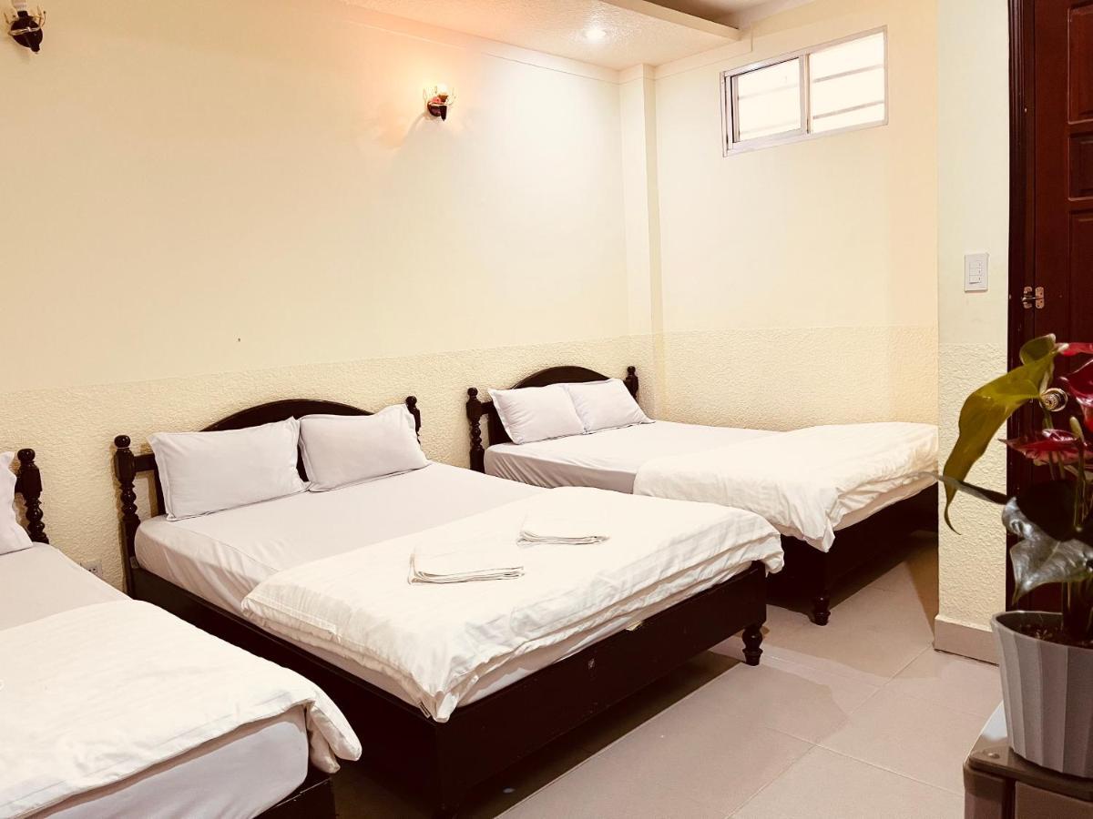Khach San Xuan Quynh Hotell Dalat Exteriör bild