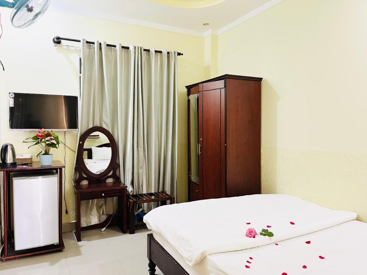 Khach San Xuan Quynh Hotell Dalat Exteriör bild