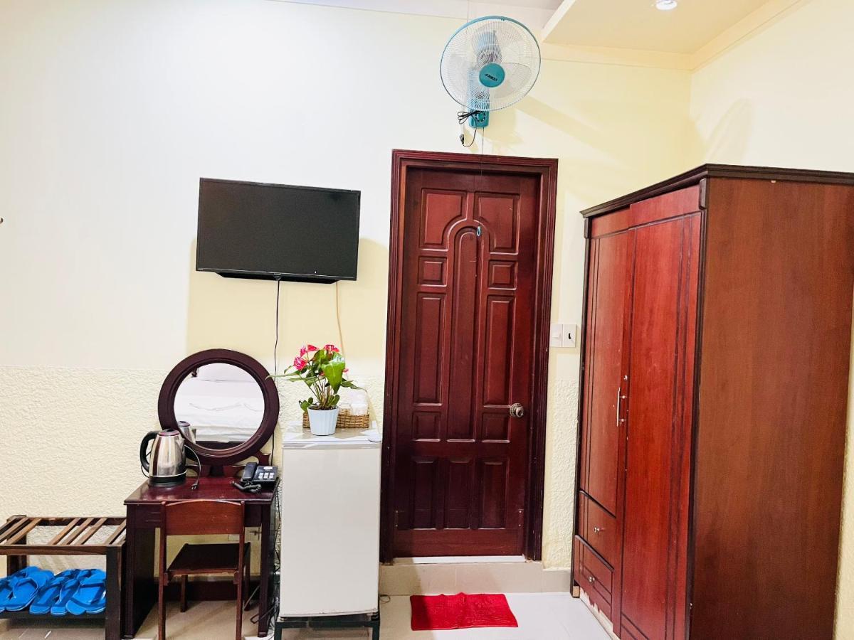 Khach San Xuan Quynh Hotell Dalat Exteriör bild
