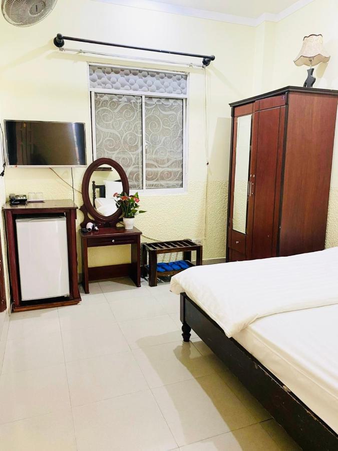 Khach San Xuan Quynh Hotell Dalat Exteriör bild