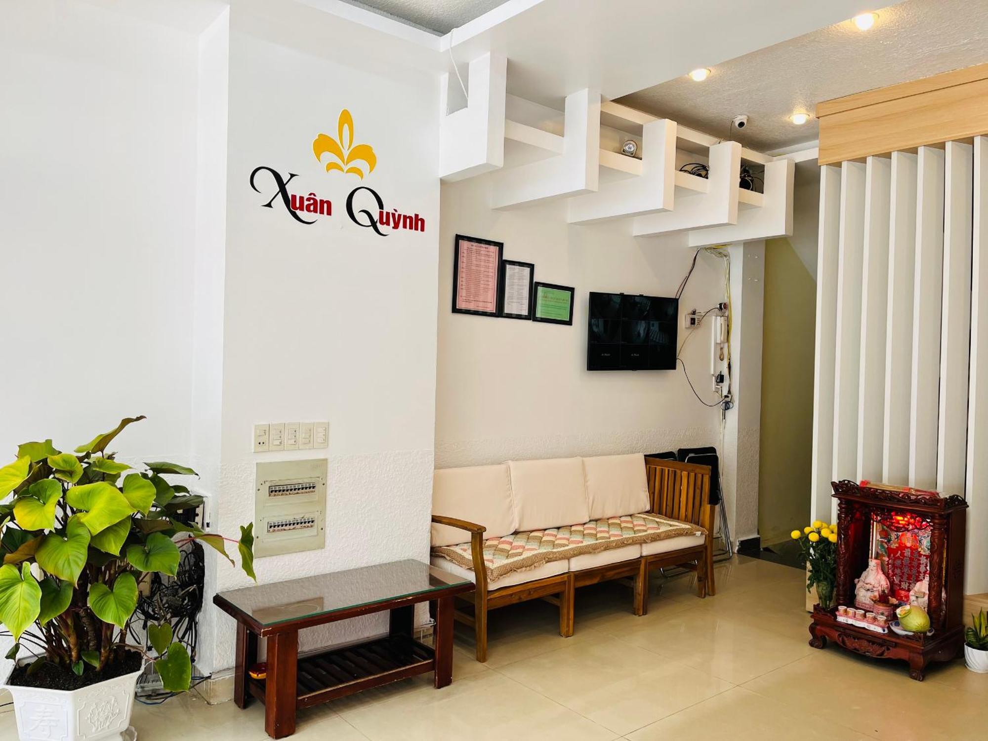 Khach San Xuan Quynh Hotell Dalat Exteriör bild